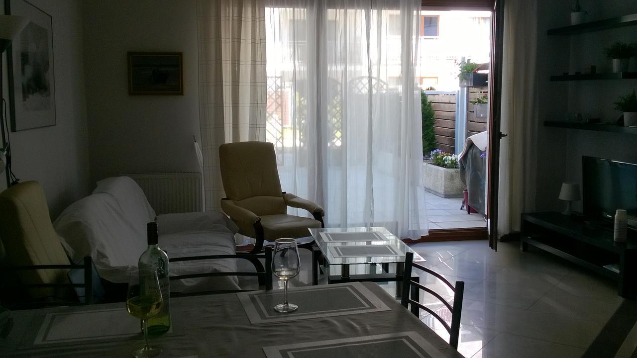 Swinoujscie Platan Patio 6 - Berry Apartments 外观 照片