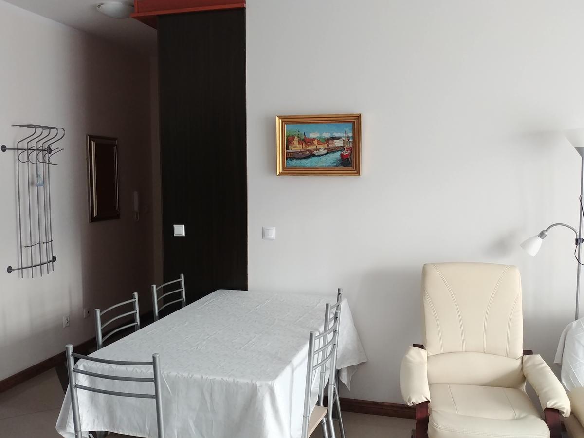 Swinoujscie Platan Patio 6 - Berry Apartments 外观 照片
