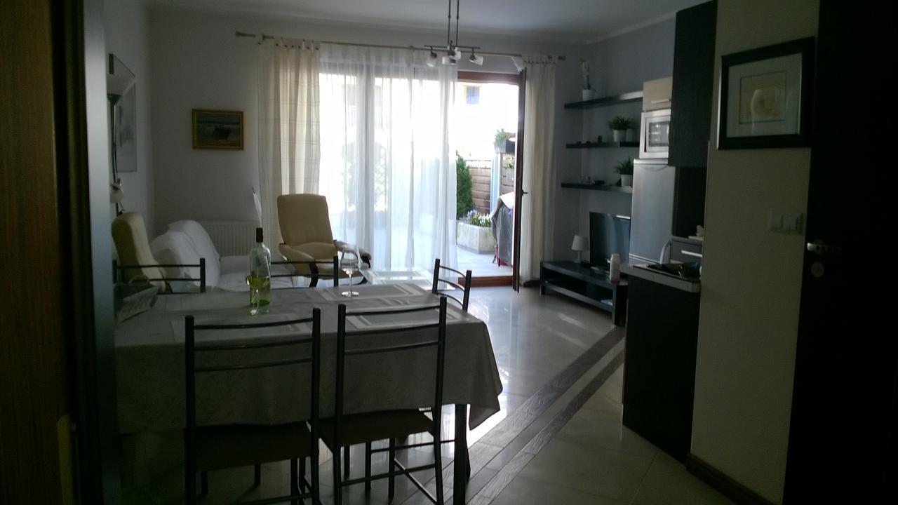 Swinoujscie Platan Patio 6 - Berry Apartments 外观 照片
